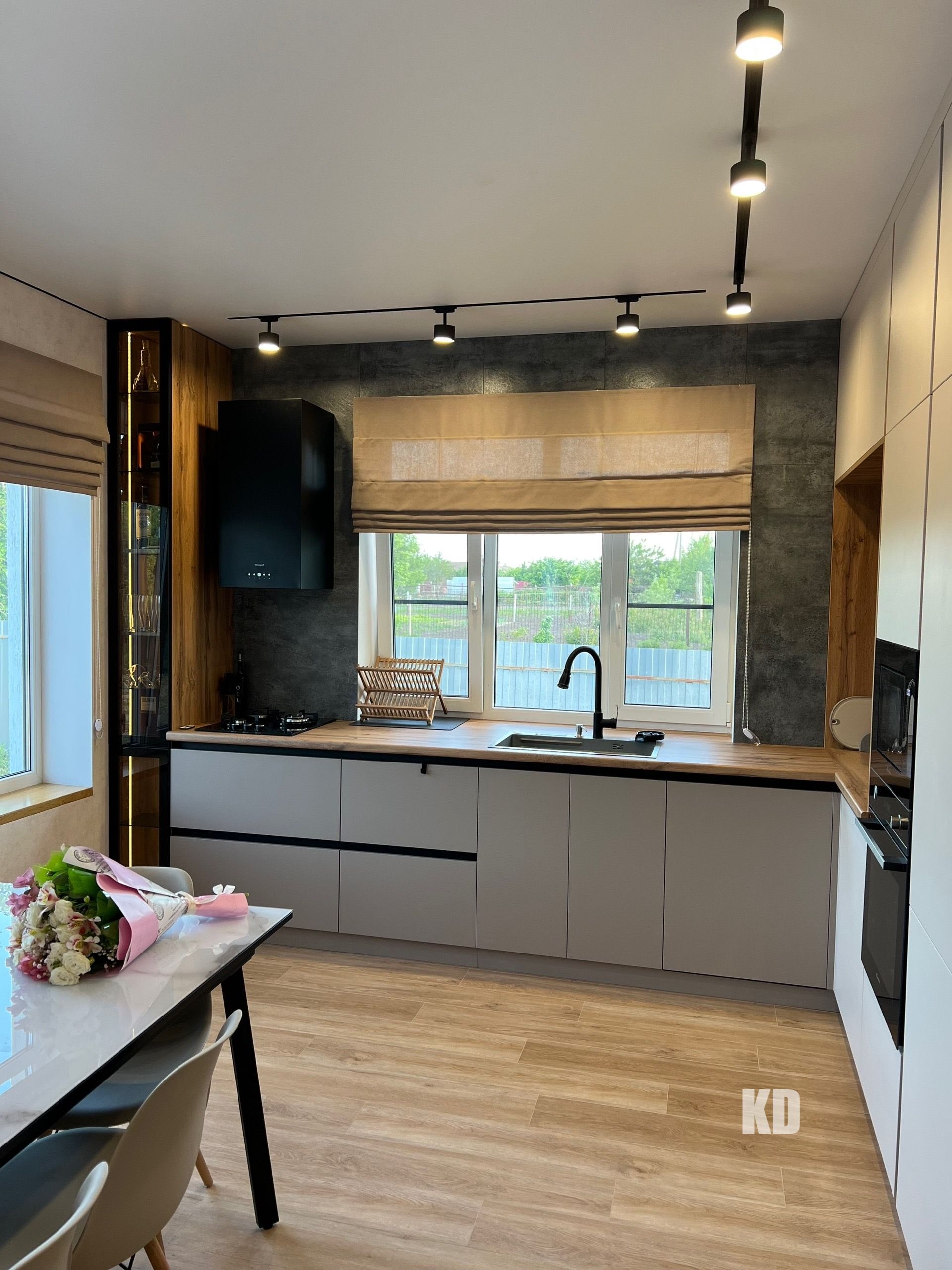 Кухня современная Alpine Kitchen Co. Кухня современная Alpine Kitchen Co.