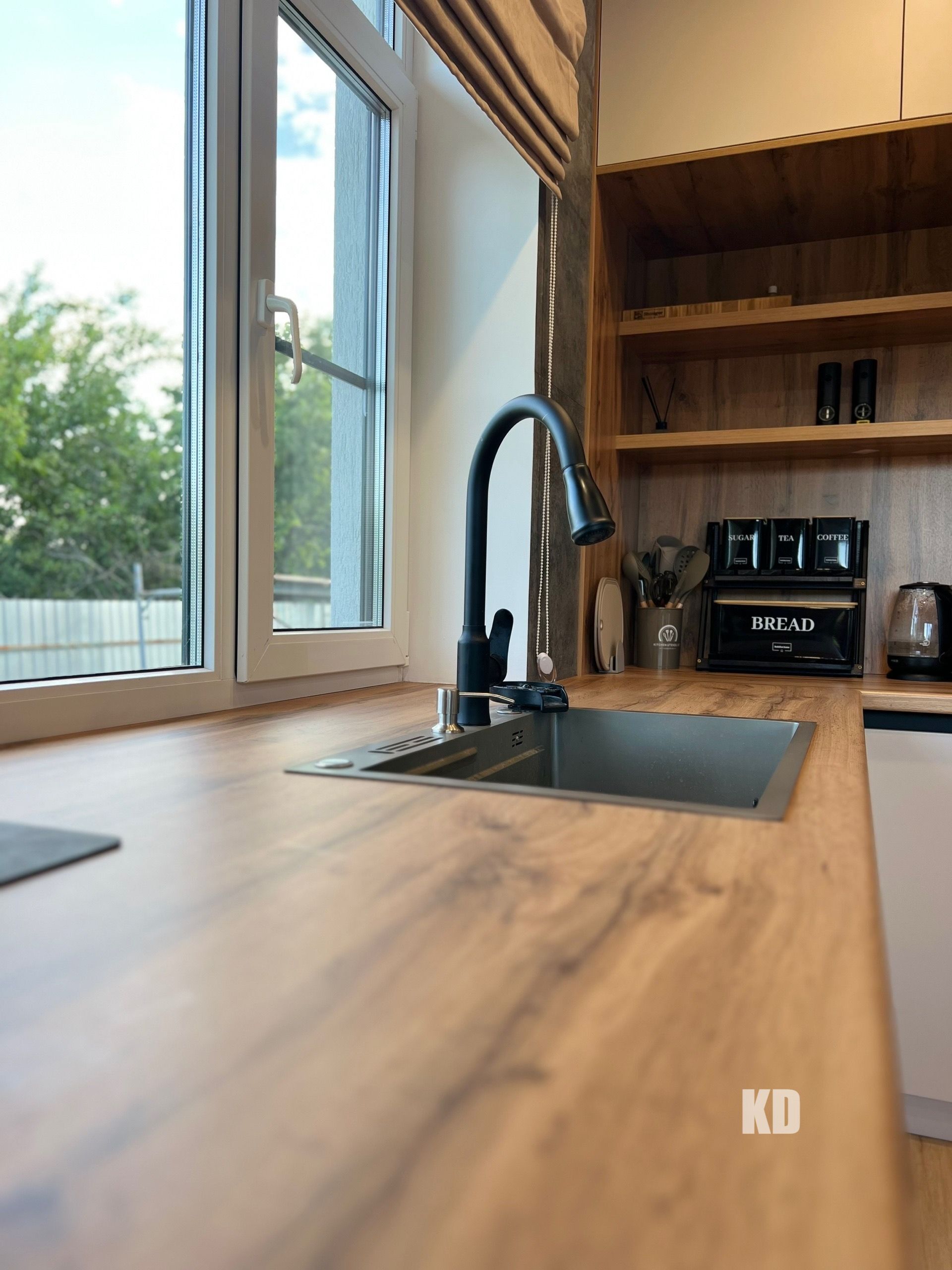 Кухня современная Alpine Kitchen Co. Кухня современная Alpine Kitchen Co.